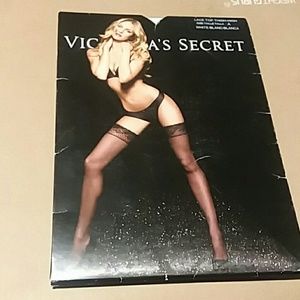 NWT Victoria's secret hosiery